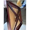 Image 2 : Folding table 32" x 32"