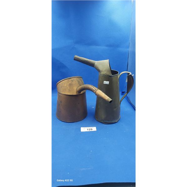 2 vintage oil cans & hand oiler