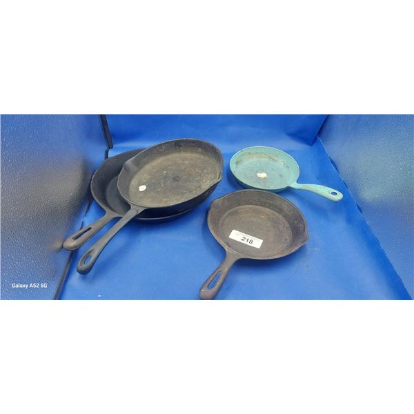 4 cast iron frying pans