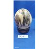 Image 1 : Hand painted ostrich egg on beautiful stand