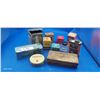 Image 1 : 11 misc vintage tins
