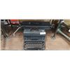 Image 1 : Vintage Remington Rand typewriter