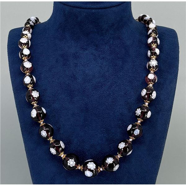 Art Deco Amethyst Glass Bead Necklace