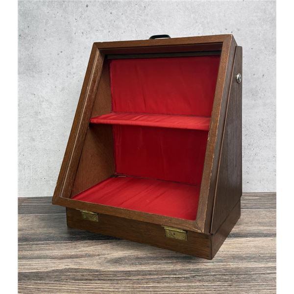Locking Counter Top Display Case