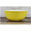 Image 2 : Pyrex 404 Basic Color Yellow Mixing Bowl