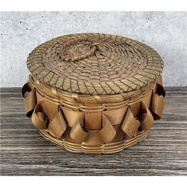 Wabanaki MicMac Penobscot Ash Indian Basket