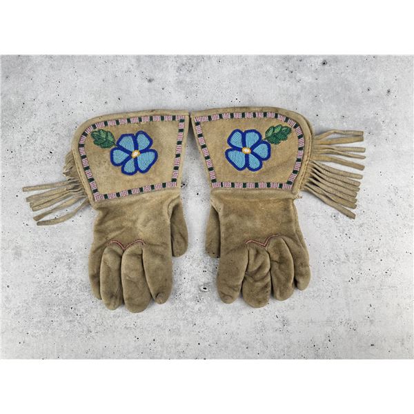 Blackfoot Montana Native American Beaded Gauntlets