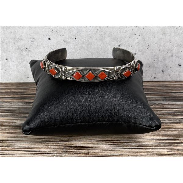 Esalalio Zuni Sterling Silver Coral Bracelet