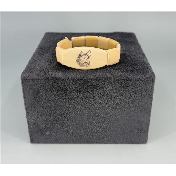 Alaskan Inuit Eskimo Scrimshaw Bracelet