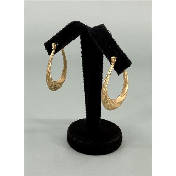 14k Gold Horseshoe Earrings