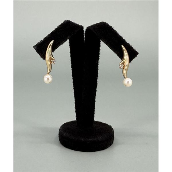 14K Diamond and Pearl Gold Earrings