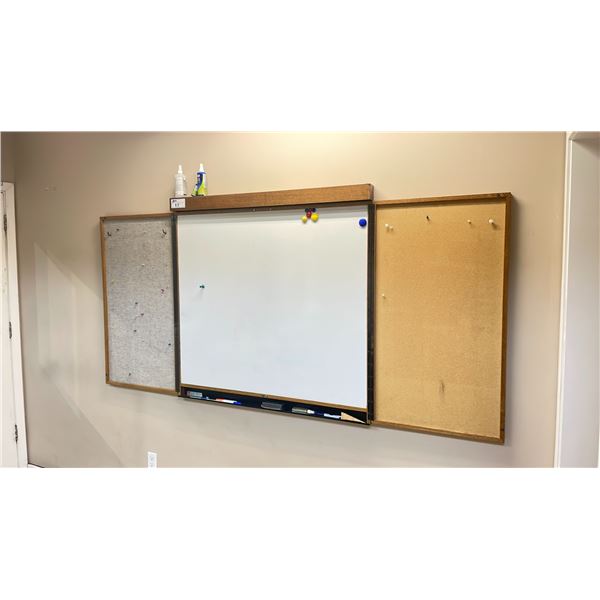 OAK EXECUTIVE PRESENTATION WHITE BOARD *BUYER TO DISMANTLE & BRING TOOLS*