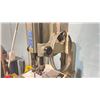 Image 3 : KING CANADA ELECTRIC INDUSTRIAL VERTICAL BANDSAW WITH EXTRA BLADE & STAND