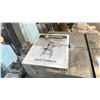 Image 4 : KING CANADA ELECTRIC INDUSTRIAL VERTICAL BANDSAW WITH EXTRA BLADE & STAND