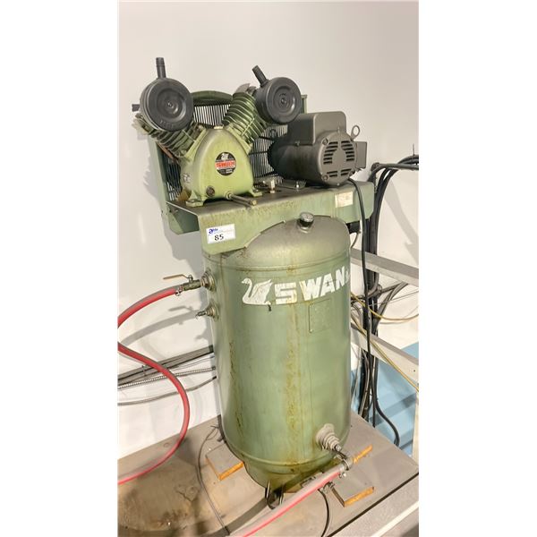 SWAN SV U-203 VERTICAL INDUSTRIAL AIR COMPRESSOR 80 GALLON CAP.200 PSI