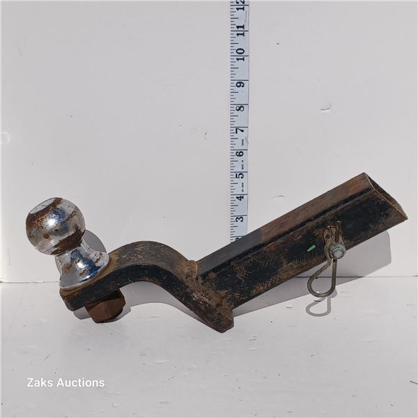 Fuiton 2" Trailer Hitch, Max. Trailer 5,000 lbs. Max. Tongue 500 lbs.