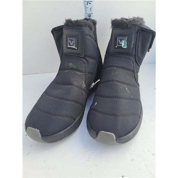 New Volt Ladies Shoes - Has some surface dirt and shew marks - see pictures