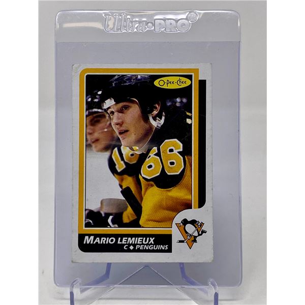 1985 O-Pee-Chee Mario Lemieux Rookie Card #9 â€“ Penguins
