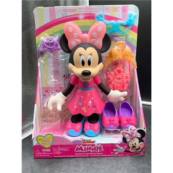 Disney Junior Sweets and Treats Minnie Mouse with Accessories