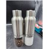 Image 1 : Stainless Steel Battery Powered Salt and Pepper Grinders