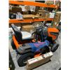 Image 4 : Husqvarna TS 142 42″ Riding Lawn Mower with Briggs & Stratton Engine