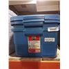 Image 2 : Set of 2 Blue Rubbermaid 18-Gallon Storage Totes with Lids