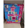 Image 2 : Barbie Kitchen Set with40 Accessories, Lights, Sound, and Water Features