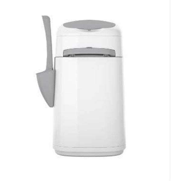 White Paper Shredder with Cross-Cut Feature