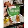 Image 2 : Riceworks Gourmet Rice Snacks, Salsa Fresca Flavor, 155g (Pack of 12)