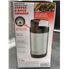 Image 3 : Black+Decker Stainless Steel Coffee and Spice Grinder Model CBG110SC