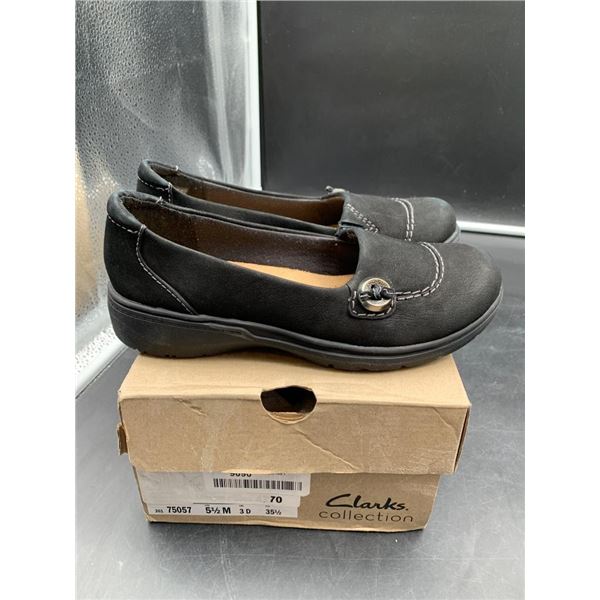 Women’s Clarks Collection Black Slip-On Shoes Size 5.5M, Style 75057