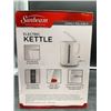 Image 3 : Sunbeam 1.7L Electric Kettle with Detachable Cord and Water Window