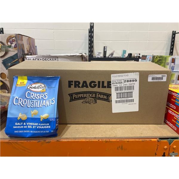 Goldfish Crisps Salt and Vinegar Flavor Baked Snack Crackers – 14 Bags of 177 g Each