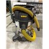 Image 1 : DeWalt DXV10S 10-Gallon 38-L Wet/Dry Vacuum with Yellow Hose