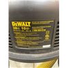 Image 2 : DeWalt DXV10S 10-Gallon 38-L Wet/Dry Vacuum with Yellow Hose