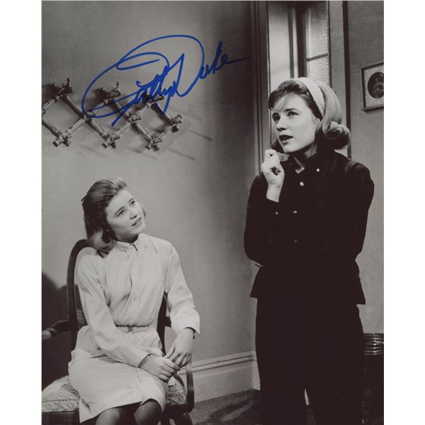 Patty Duke signed movie photo