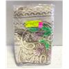 Image 1 : SCOTTISH LACE TABLE RUNNER & TABLE CLOTH