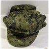 Image 1 : FLAT OF NEW CAMOFLAUGE SIZE LARGE/XL