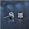 Image 2 : 1 CT GRA CERTIFIED BULLHEAD STYLE ROUND BRILLIANT