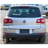 Image 4 : UNRESERVED! 2010 VOLKSWAGON TIQUAN 4-MOTION