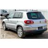 Image 5 : UNRESERVED! 2010 VOLKSWAGON TIQUAN 4-MOTION