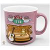 Image 1 : NEW FRIENDS CENTRAL PARK PINK MUG