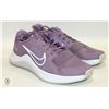 Image 1 : NEW NIKE WMNS MC TRAINER SIZE 8.5