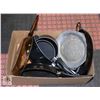 Image 1 : LOT OF PANS AND KITCHENWARE
