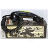 Image 1 : ANTIQUE ARMY PHONE - CANADIAN ARMY HISTORY(NO BAG)