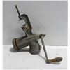 Image 1 : VINTAGE HAND GRINDER (MADE IN ENGLAND).