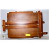 Image 1 : FOLDING PORTABLE WOODEN ART EASEL