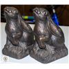 Image 1 : PAIR OF RABBIT STATUE BOOK ENDS