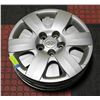 Image 1 : 6 SPOKE HYUNDAI WHEEL COVERS SET OF 4