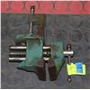 Image 1 : GREEN BENCH VISE